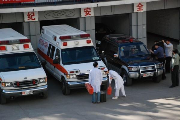铁力县救护车转院